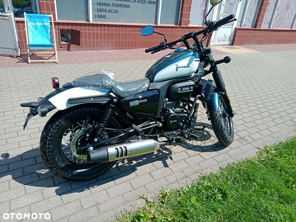 Junak M18 - 3