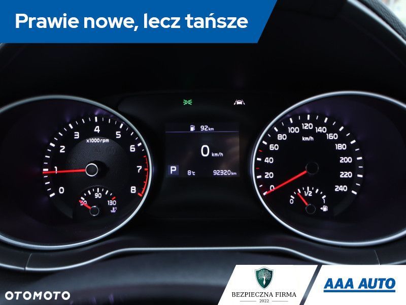 Kia Ceed - 12