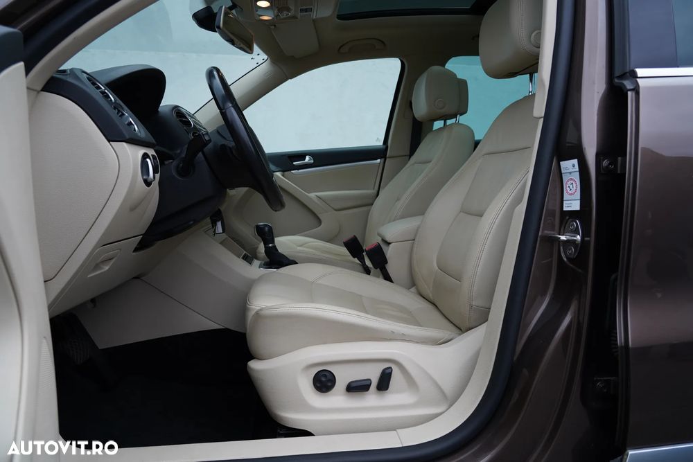 Volkswagen Tiguan 2.0 TDI 4Motion DSG Sport & Style - 14