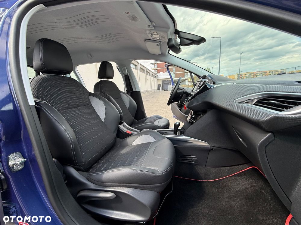 Peugeot 2008 1.6 VTi Allure - 30