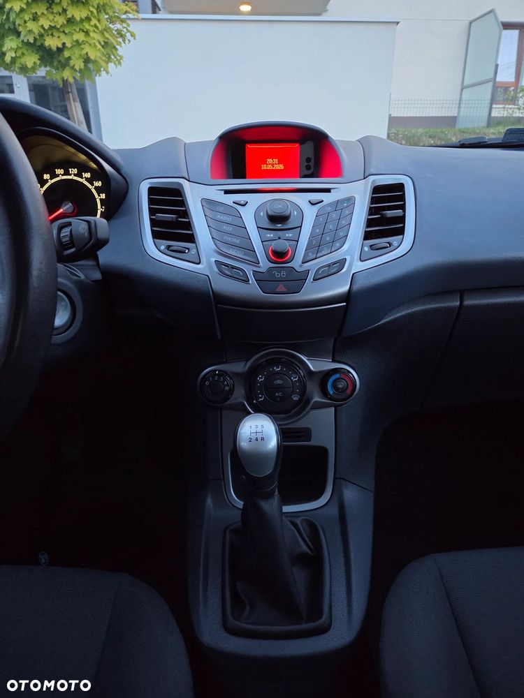 Ford Fiesta 1.4 TDCI Connection - 17