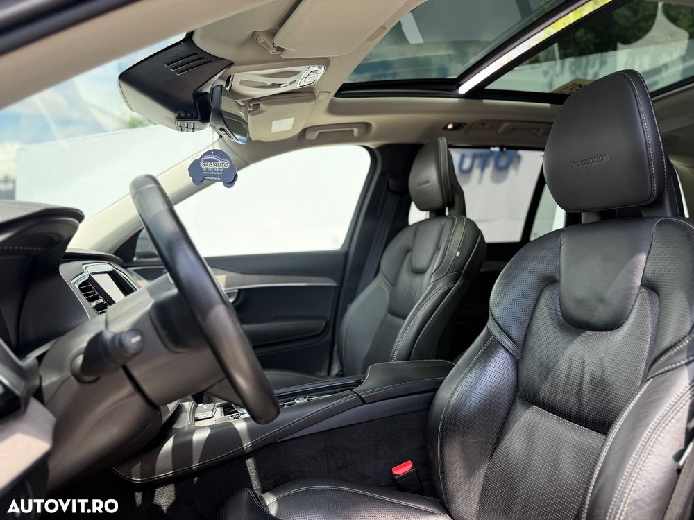 Volvo XC 90 - 8