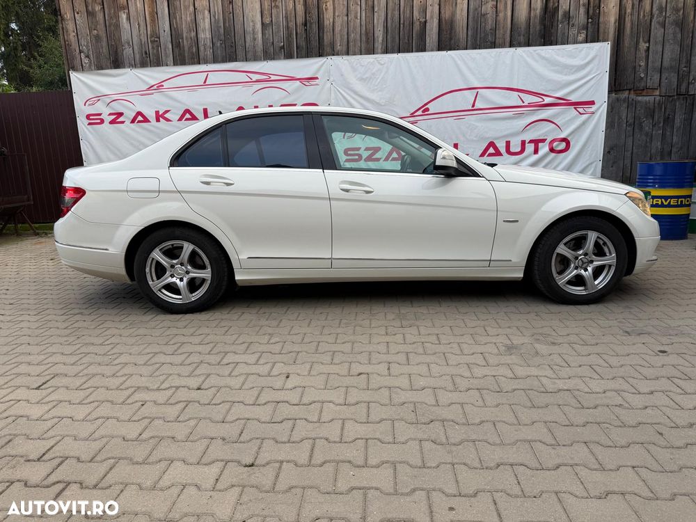 Mercedes-Benz C 200 Avantgarde Edition - 9