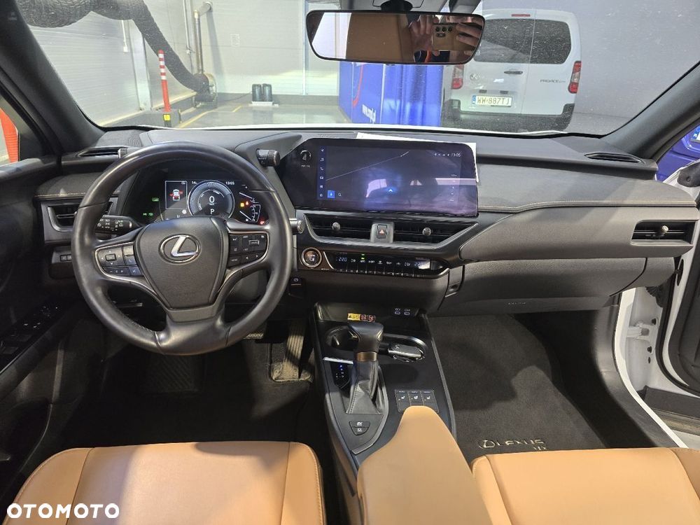 Lexus UX 250h GPF F Sport Design+ 2WD - 2