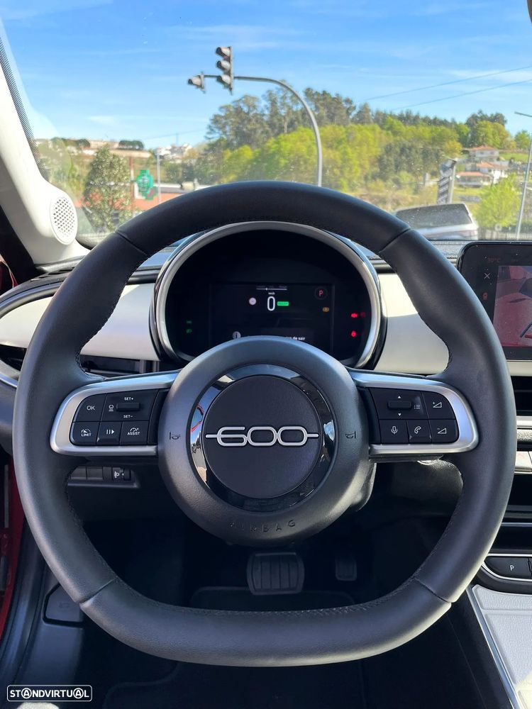 Fiat 600e La Prima - 12