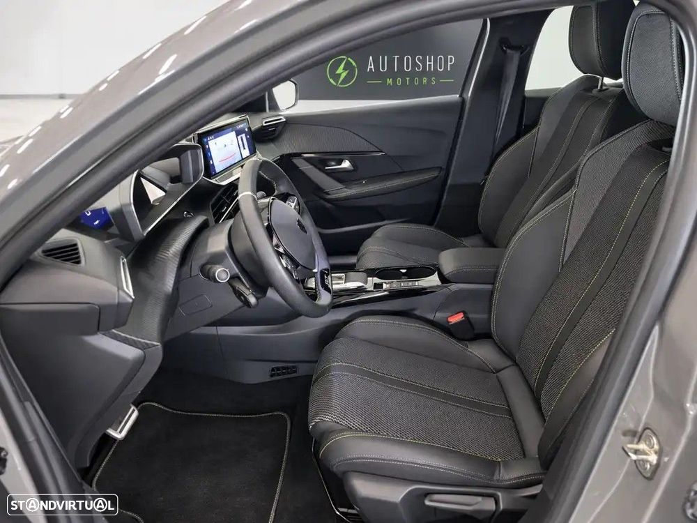 Peugeot e-208 - 7