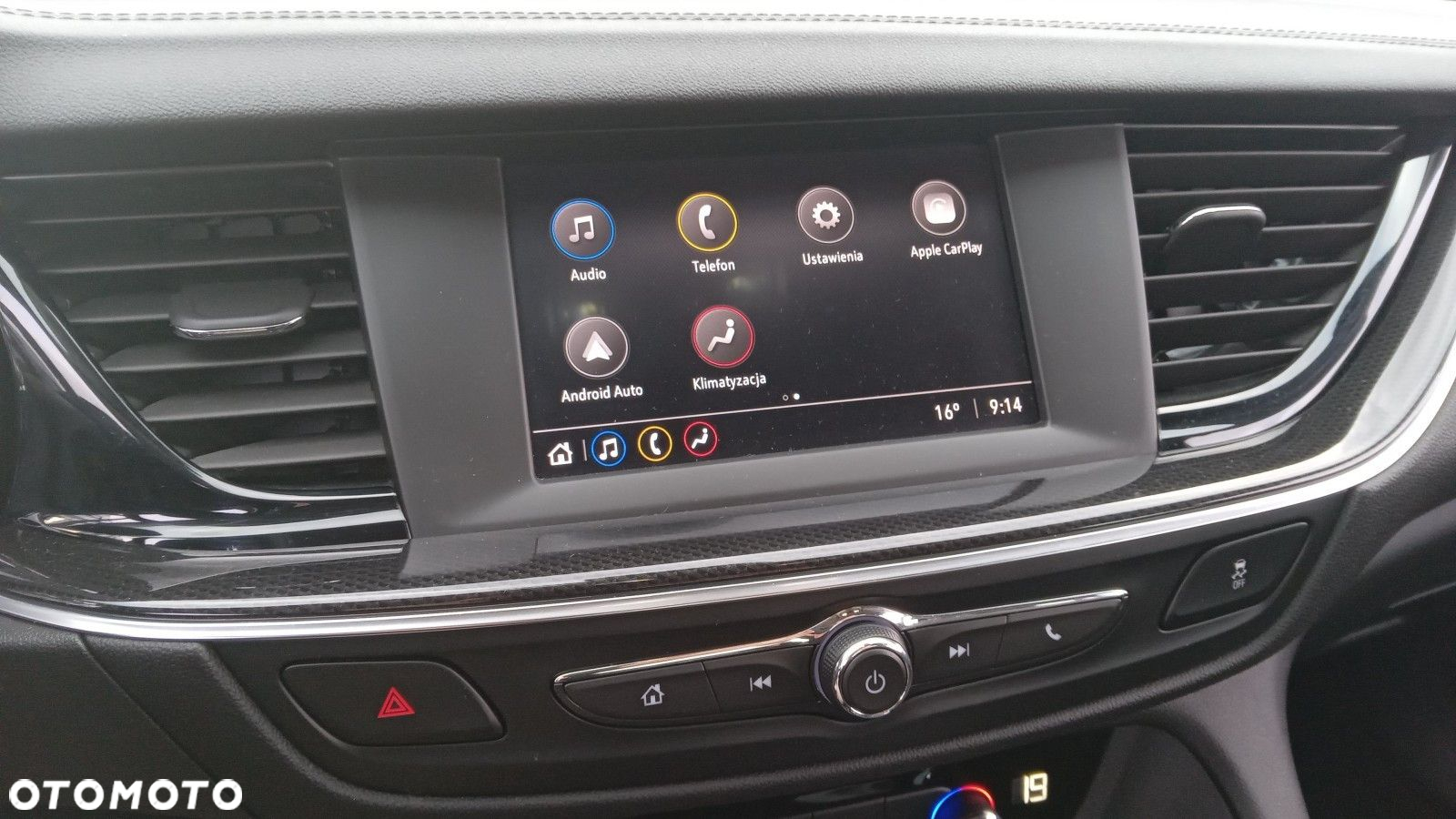Opel Insignia - 18