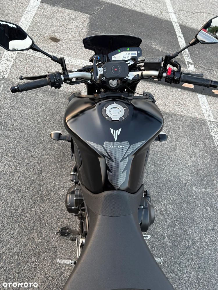 Yamaha MT - 7