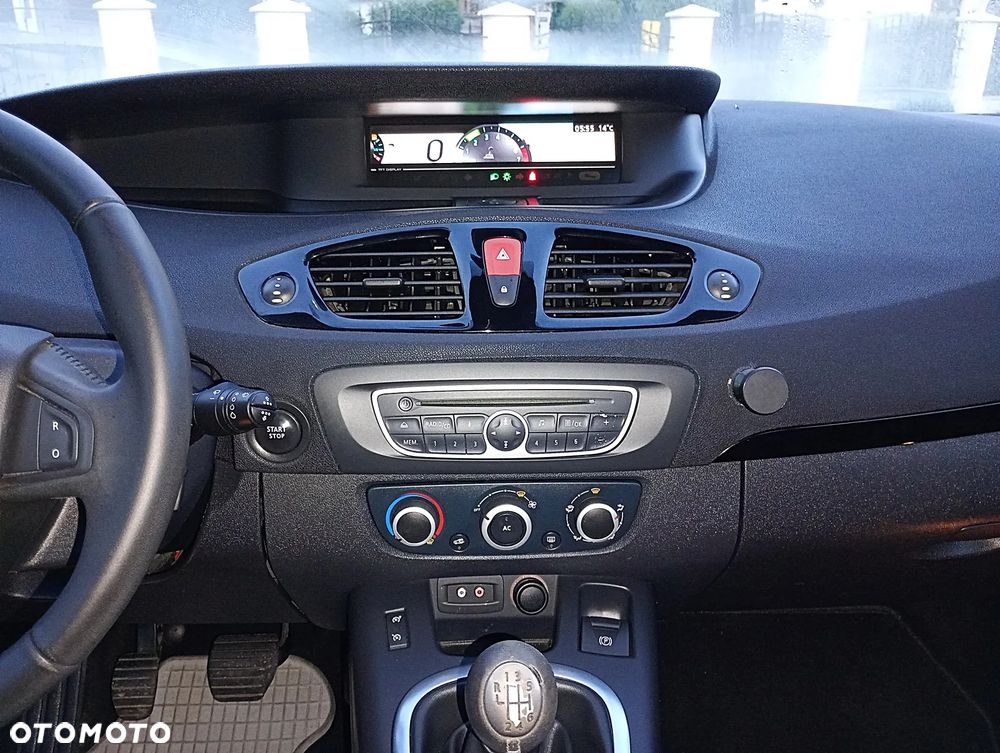 Renault Scenic - 23