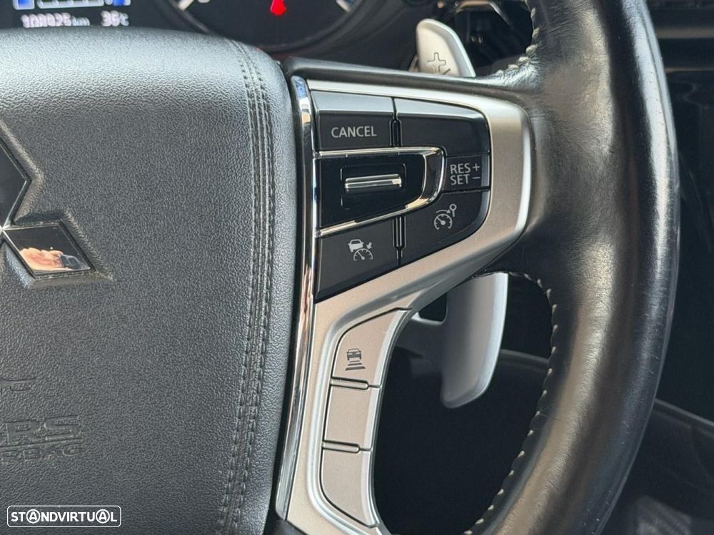 Mitsubishi Outlander 2.0 Instyle Navi - 13