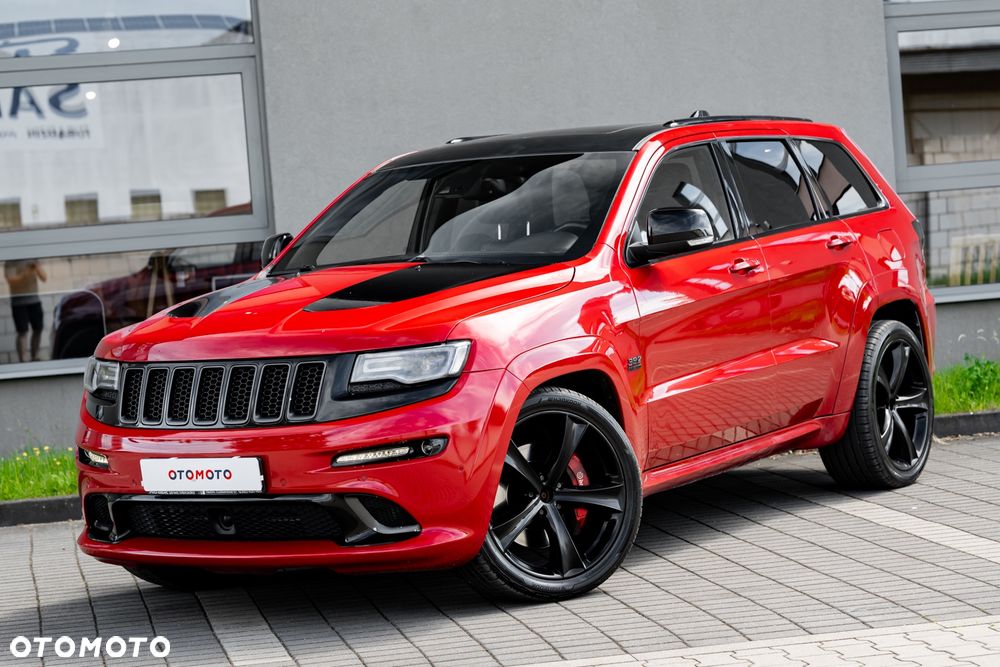 Jeep Grand Cherokee SRT8 - 1