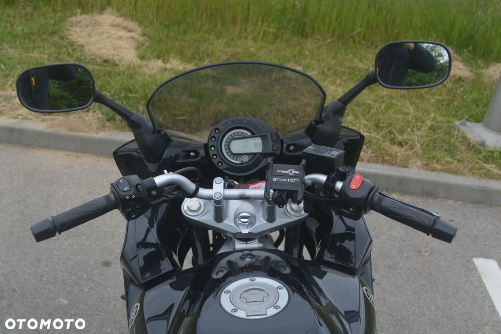 Yamaha FZ6 - 11