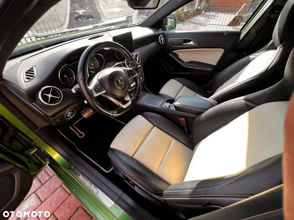Mercedes-Benz Klasa A 180 d 7G-DCT AMG Line - 19