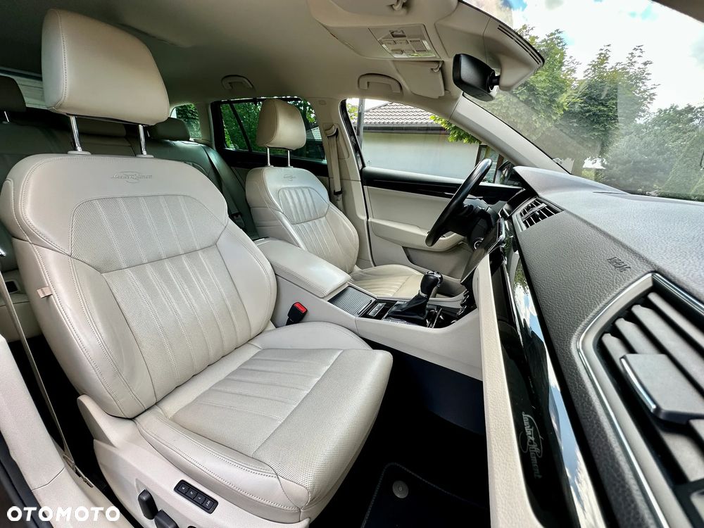 Skoda Superb 2.0 TDI SCR 4x4 L&K DSG - 32