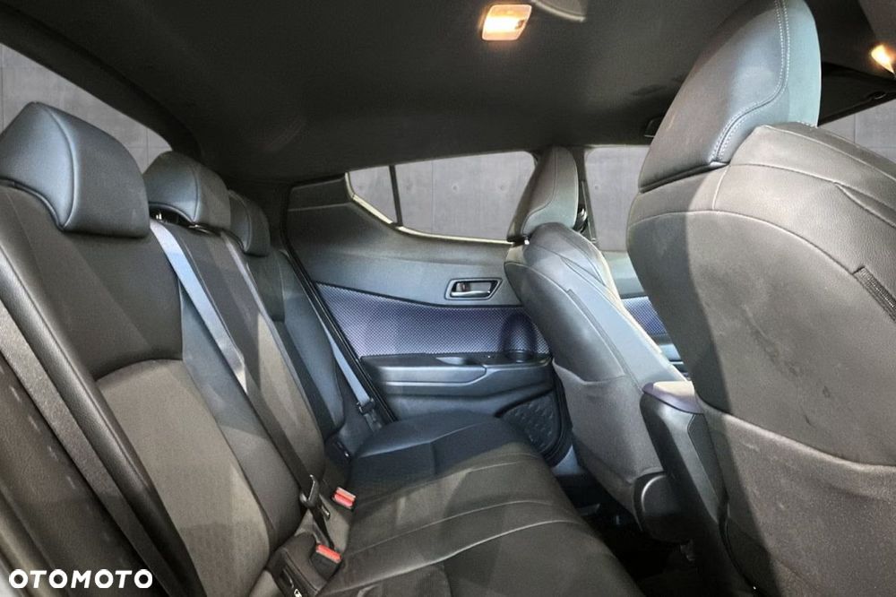 Toyota C-HR Style - 18