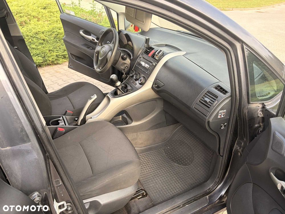 Toyota Auris - 6