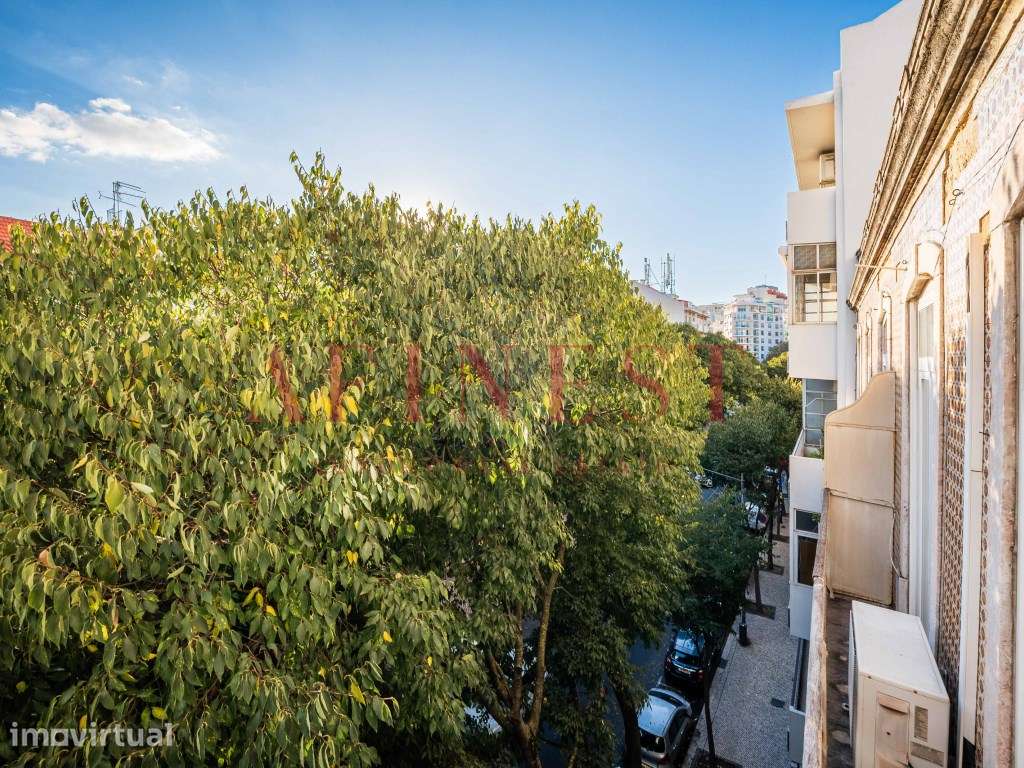 APARTAMENTO T9 NA RUA PASCOAL DE MELO | LISBOA - Grande imagem: 3/60