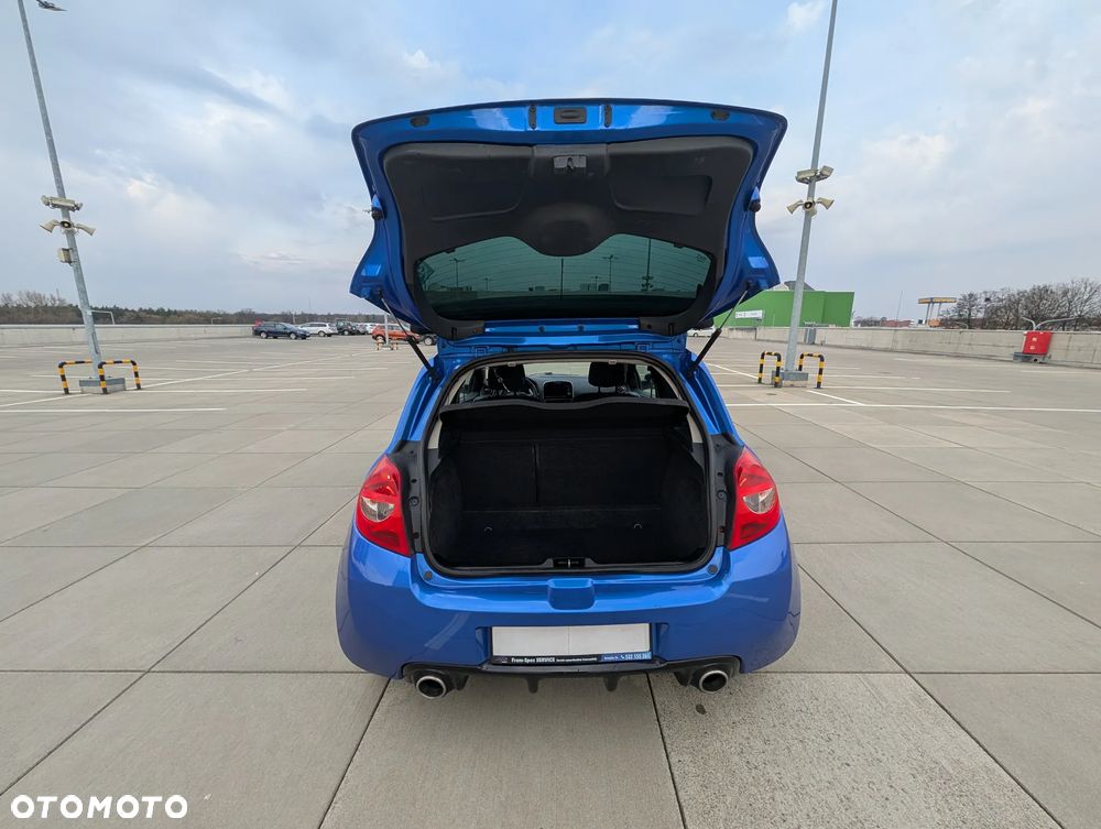 Renault Clio - 19