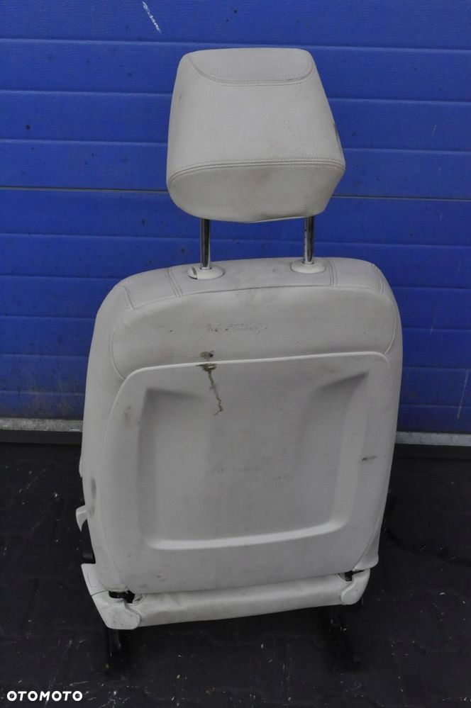 BMW 1 F20 PRZEKŁADKA WNĘTRZA FOTELE BIAŁA SKÓRA KANAPA - 3