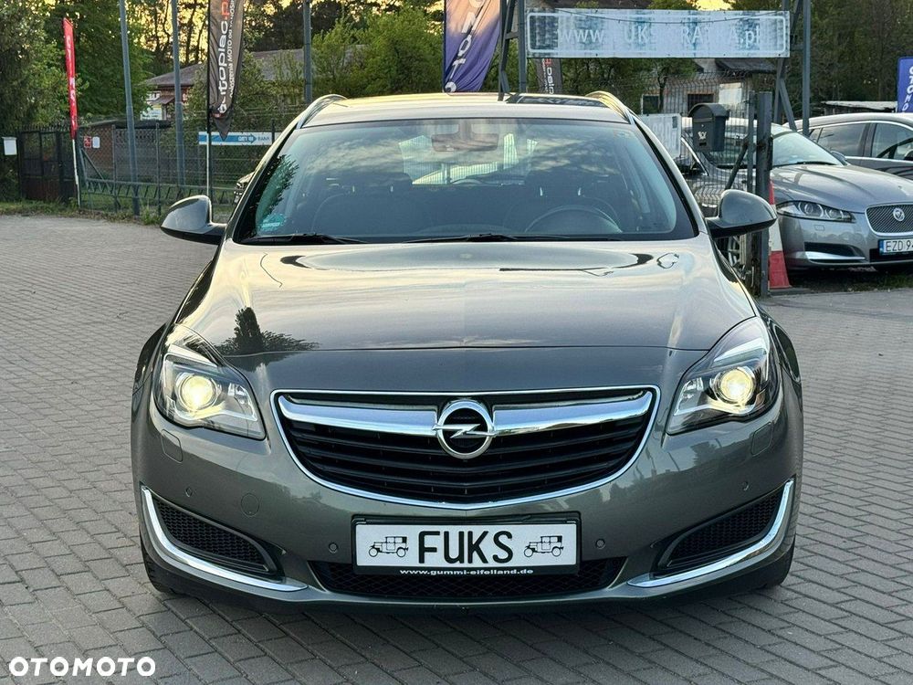 Opel Insignia - 16