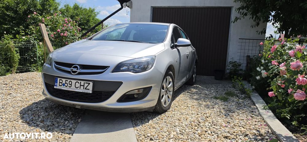 Opel Astra 2014 photo 5