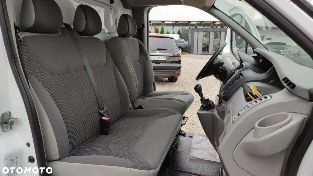 Opel Vivaro - 21