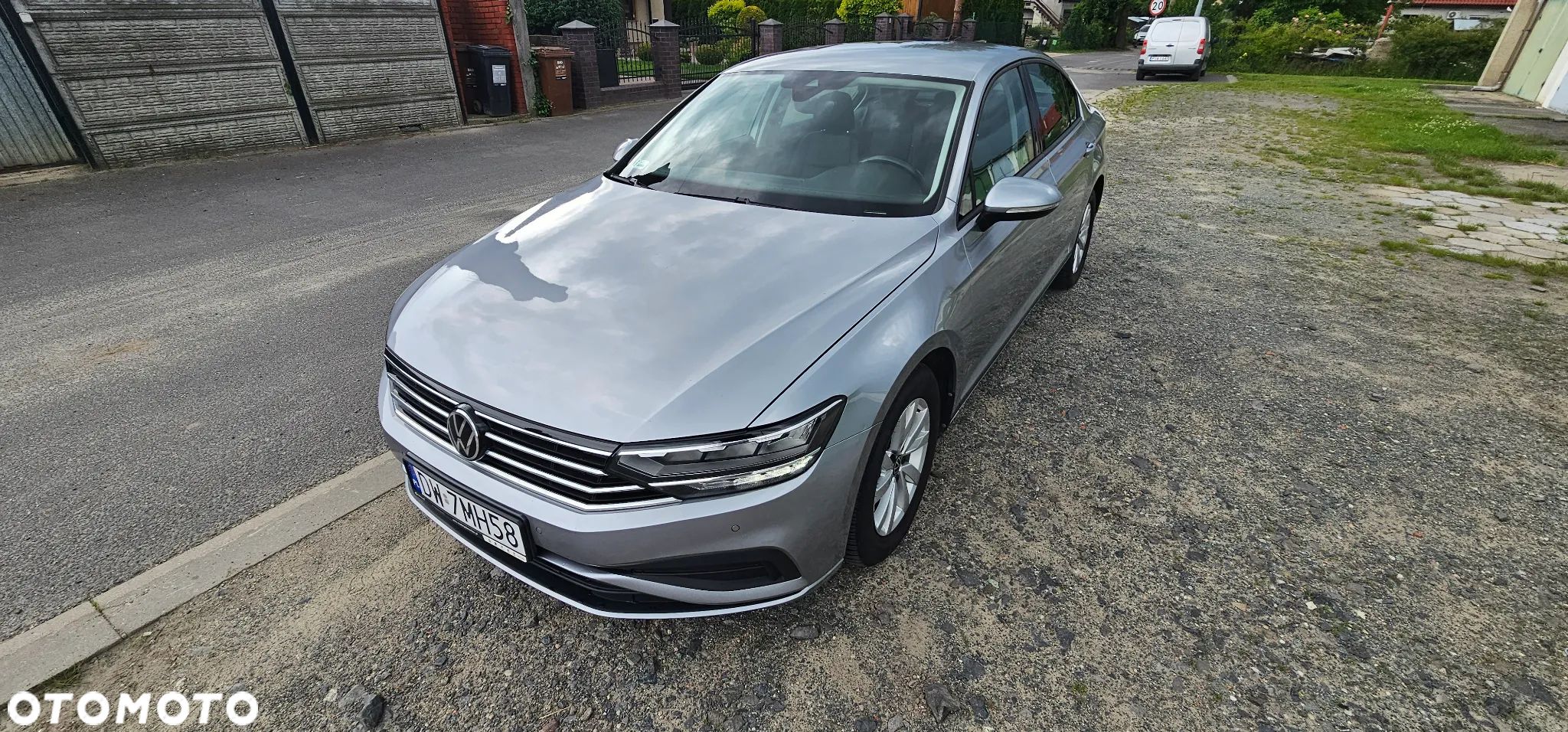 Volkswagen Passat 1.5 TSI EVO Essence DSG - 1