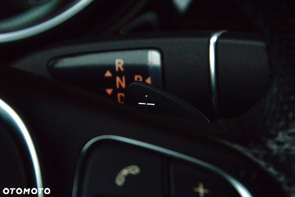 Mercedes-Benz GLE - 27