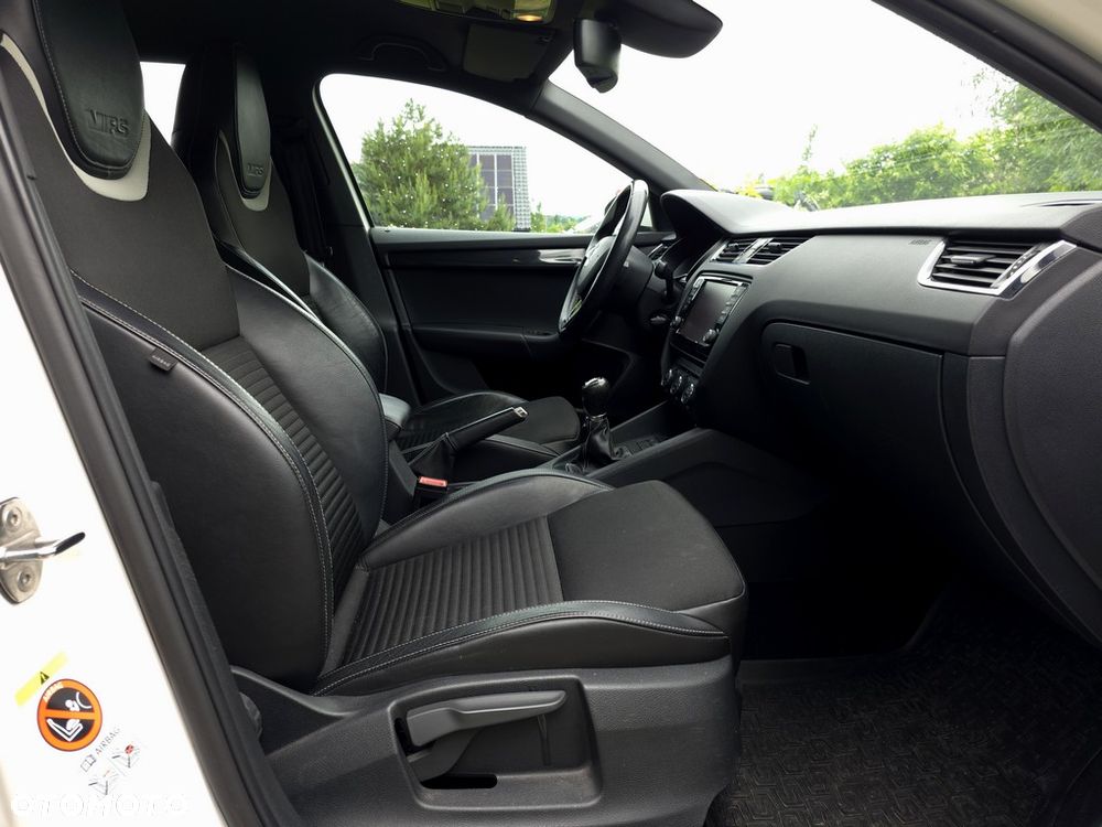 Skoda Octavia 2.0 TDI RS - 11
