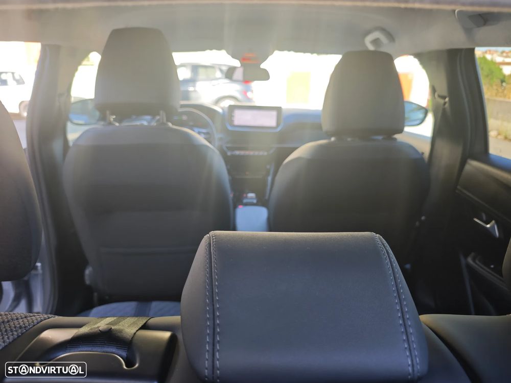 Peugeot e-208 Allure - 37