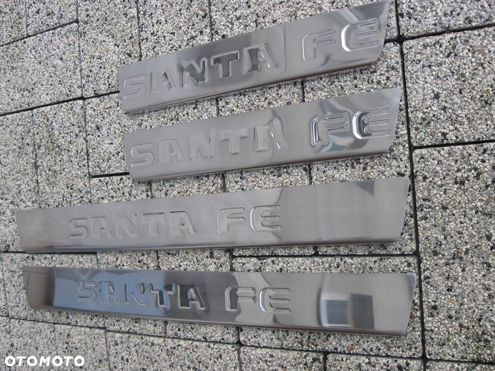 NAKŁADKI NA PROGI HYUNDAI SANTA FE - 2