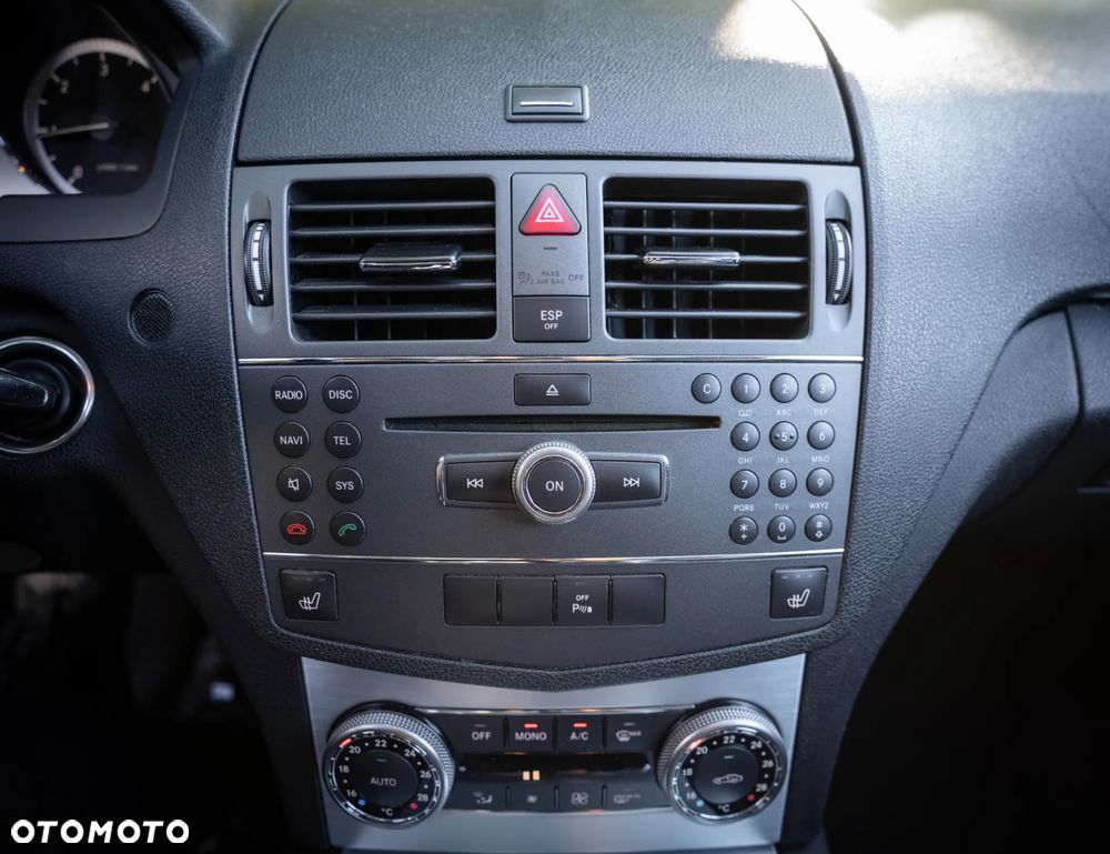 Mercedes-Benz Klasa C 200 CDI DPF Avantgarde - 17