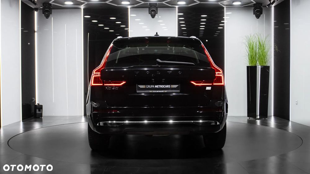 Volvo XC 60 T6 Plug-In Hybrid AWD Core - 7