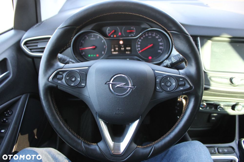 Opel Crossland X - 30