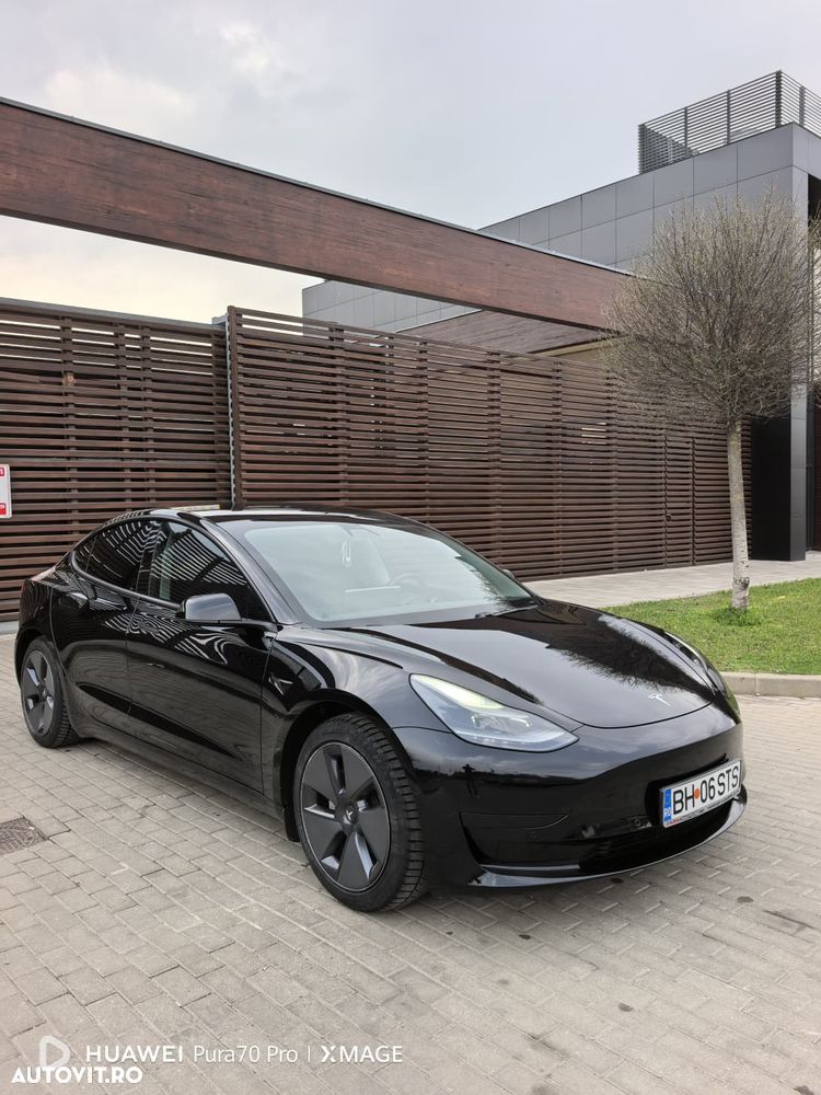 Tesla Model 3 Standard Reichweite Plus Hinterradantrieb - 7
