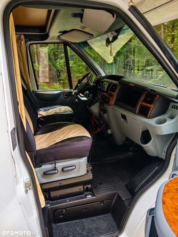 Ford Transit Chausson Flash 03 - 9