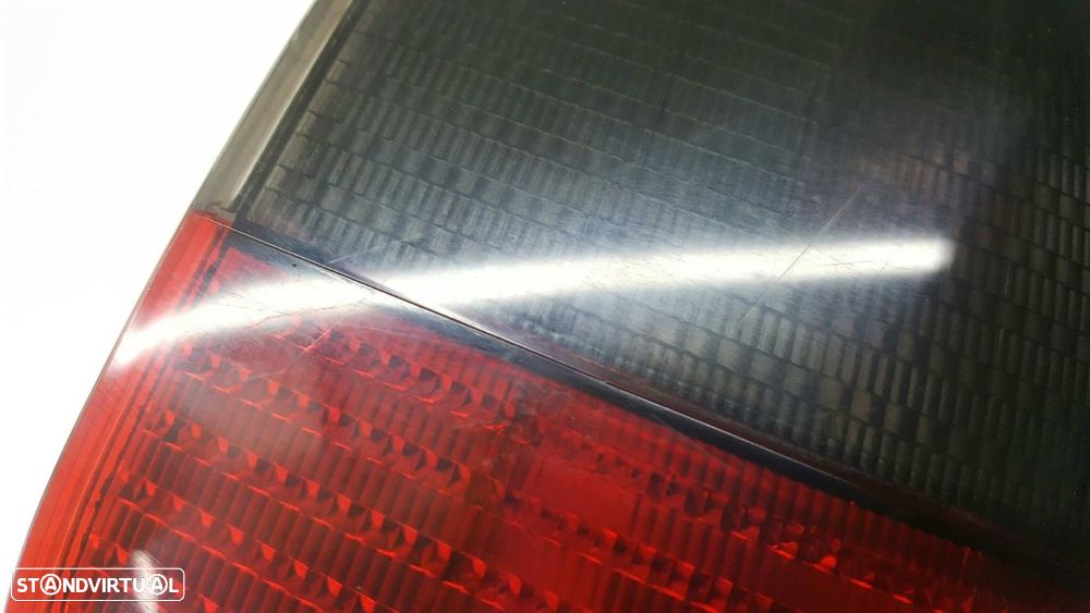 FAROLIM TRASEIRO ESQUERDO SEAT IBIZA (6K) CL - 8