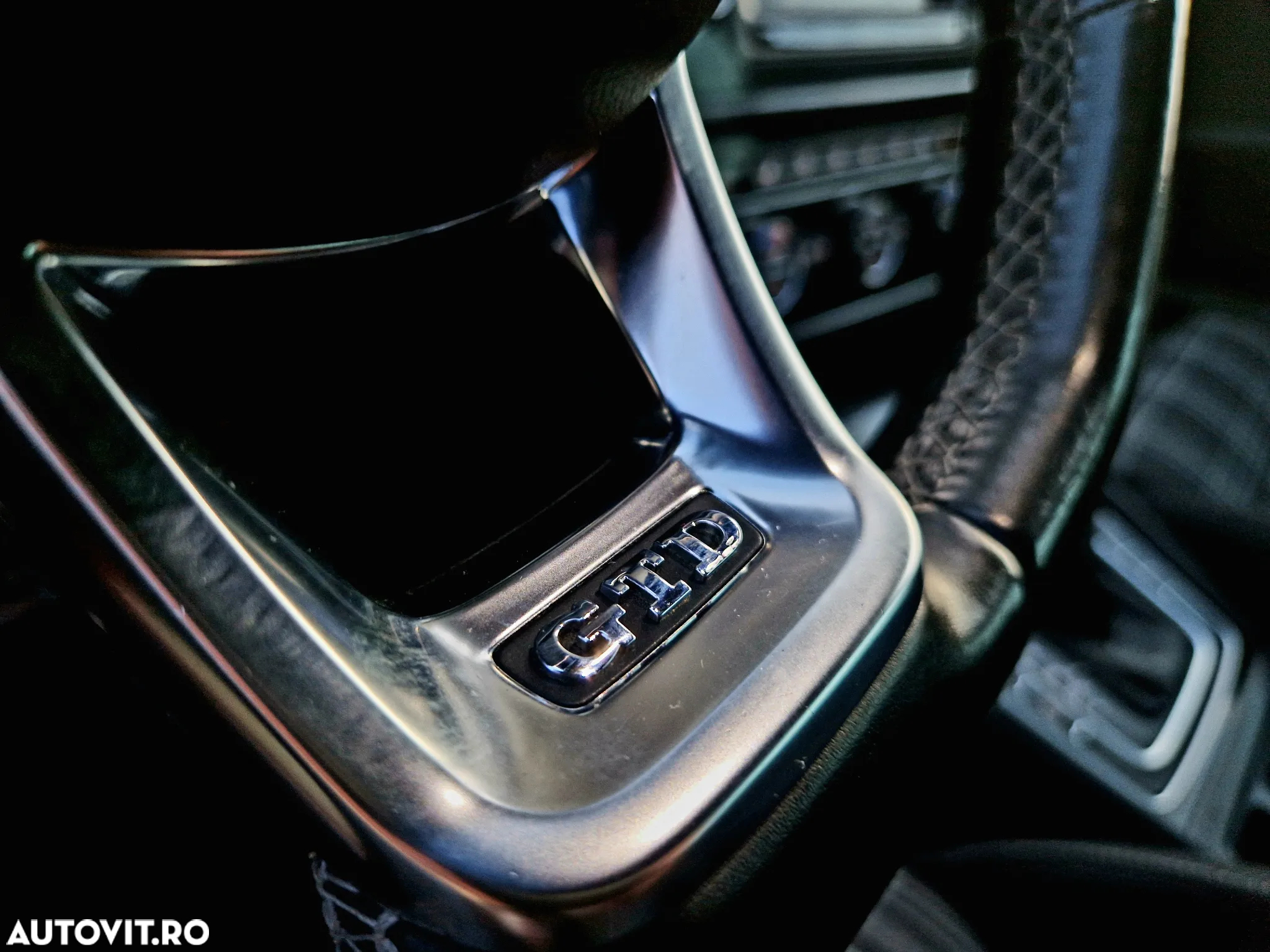 Volkswagen Golf 2.0 TDI DSG GTD - 19