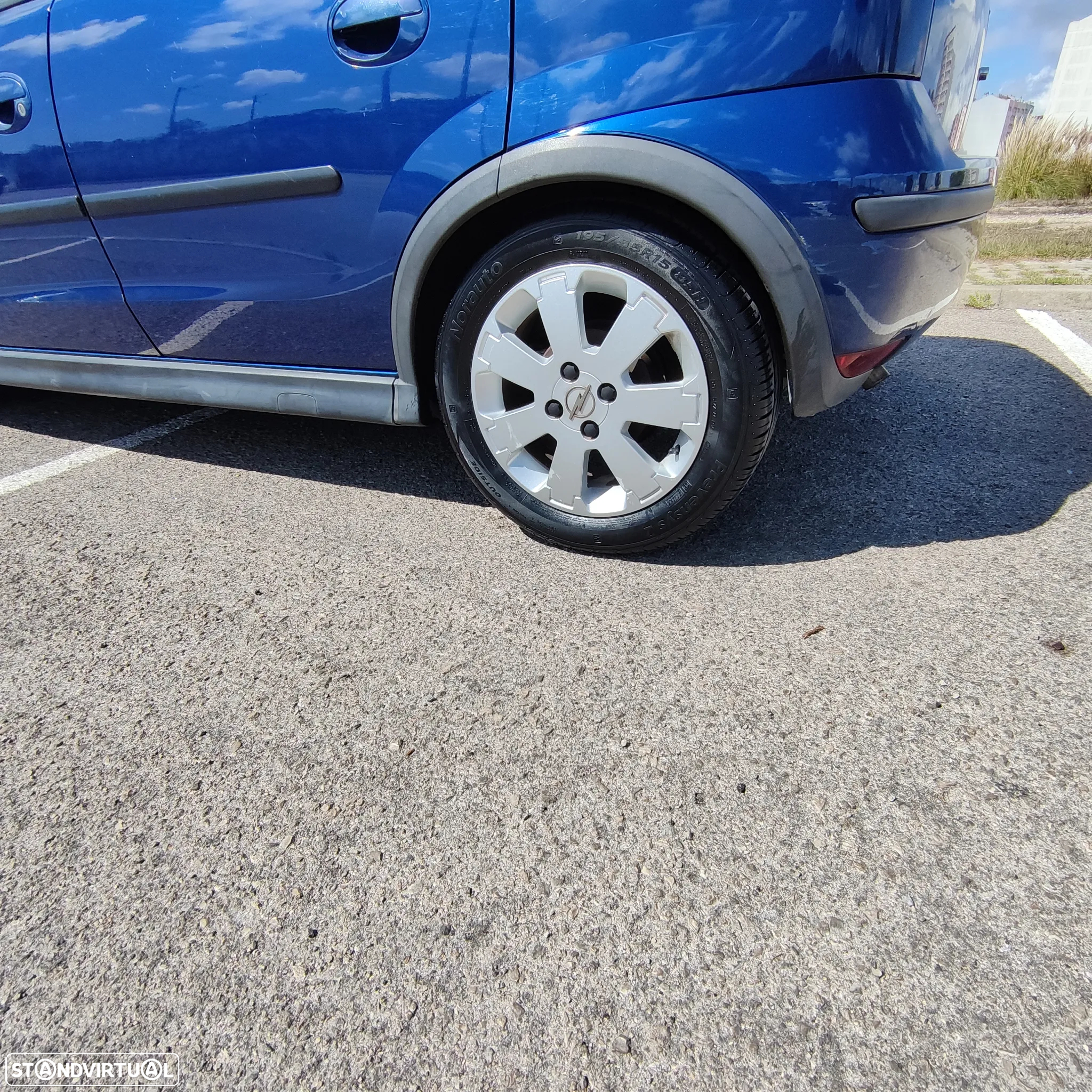 Opel Corsa 1.3 CDTi Cosmo - 3