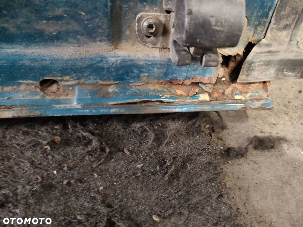 KOMPLETNY TYŁ RENAULT KANGOO I OD90 DRZWI TYŁ TYLNE ZDERZAK TYŁ LAMPA TYŁ - 9