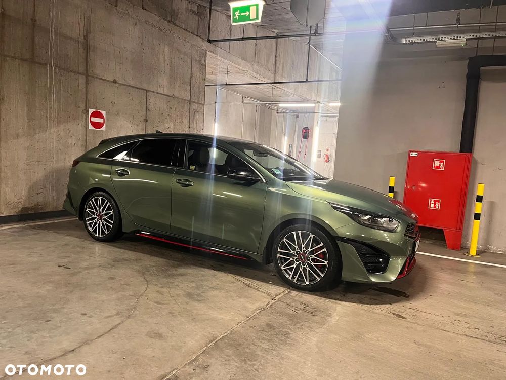 Kia ProCeed - 2