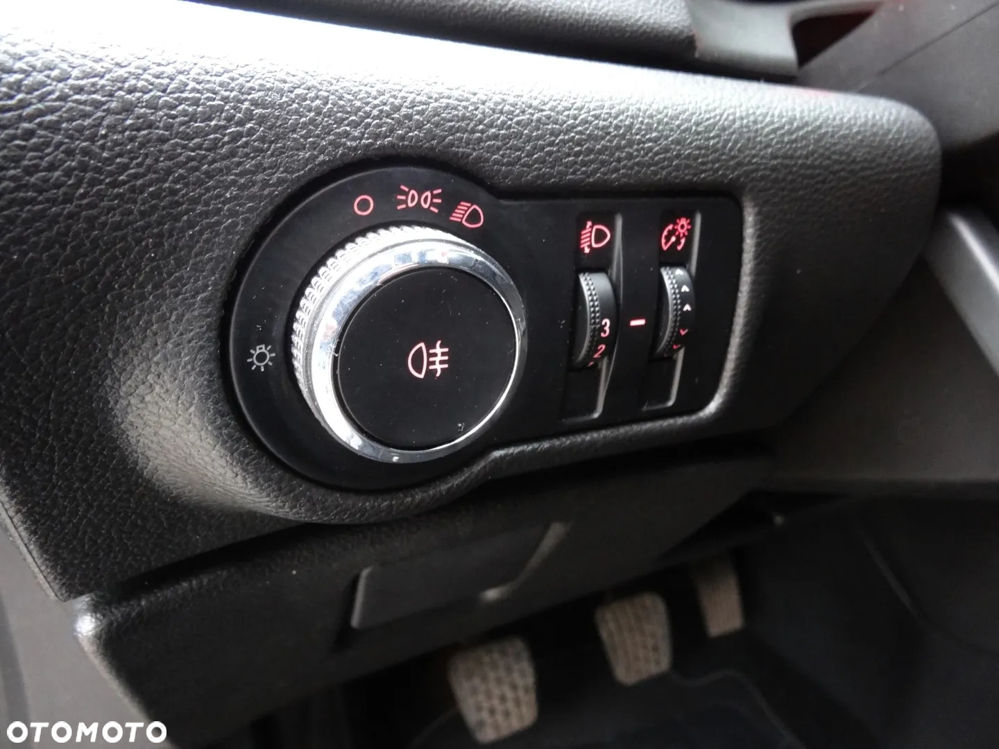 Opel Astra 1.4 Turbo Active - 32