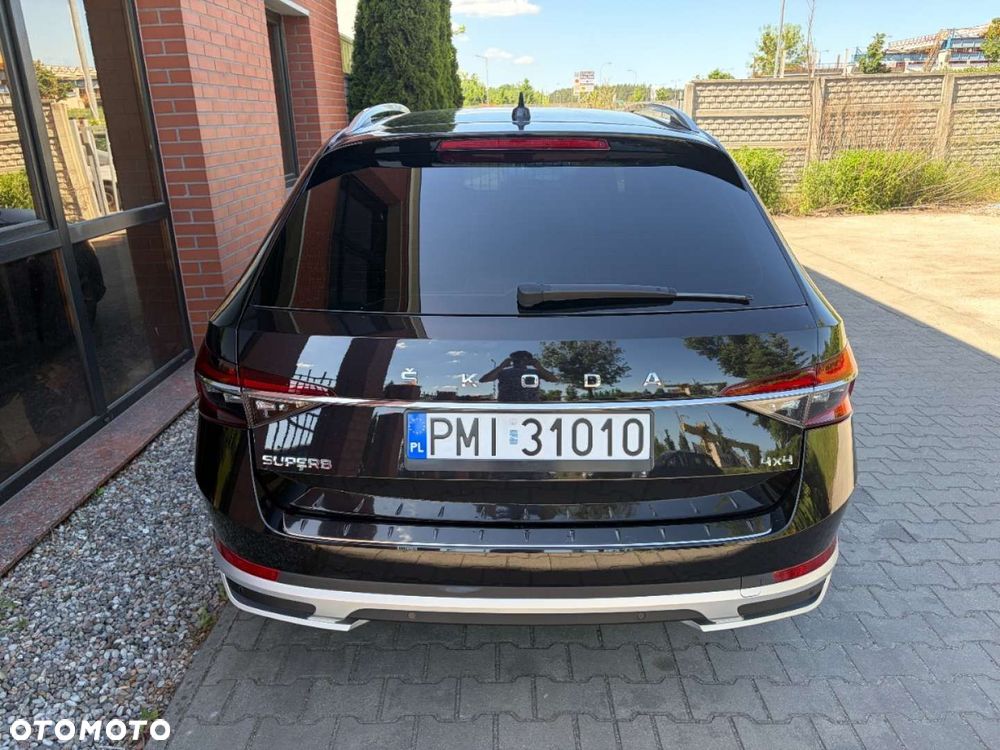 Skoda Superb 2.0 TDI SCR 4x4 Scout DSG - 6