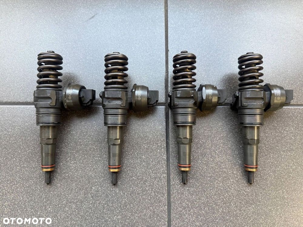 POMPOWTRYSKIWACZ 1.9 TDI VW AUDI SEAT SKODA 038130073BN - 1