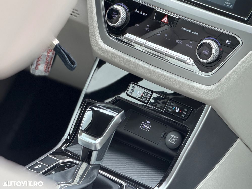 SsangYong Korando 1.6 e-XDi 2WD Aut. Sapphire - 8