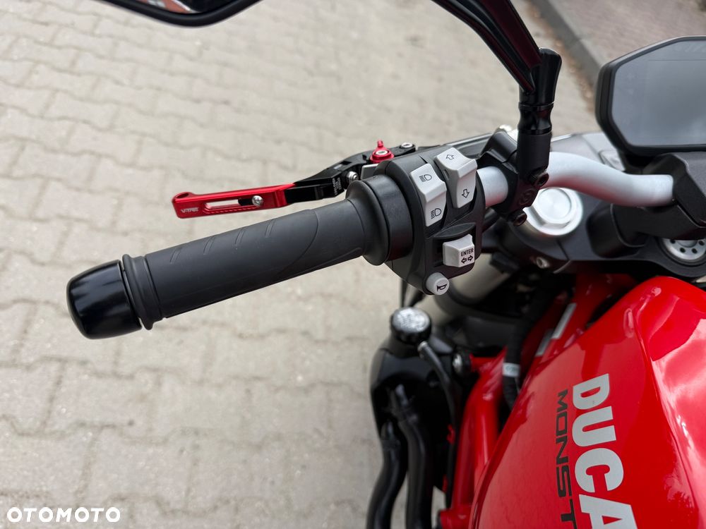 Ducati Monster - 28