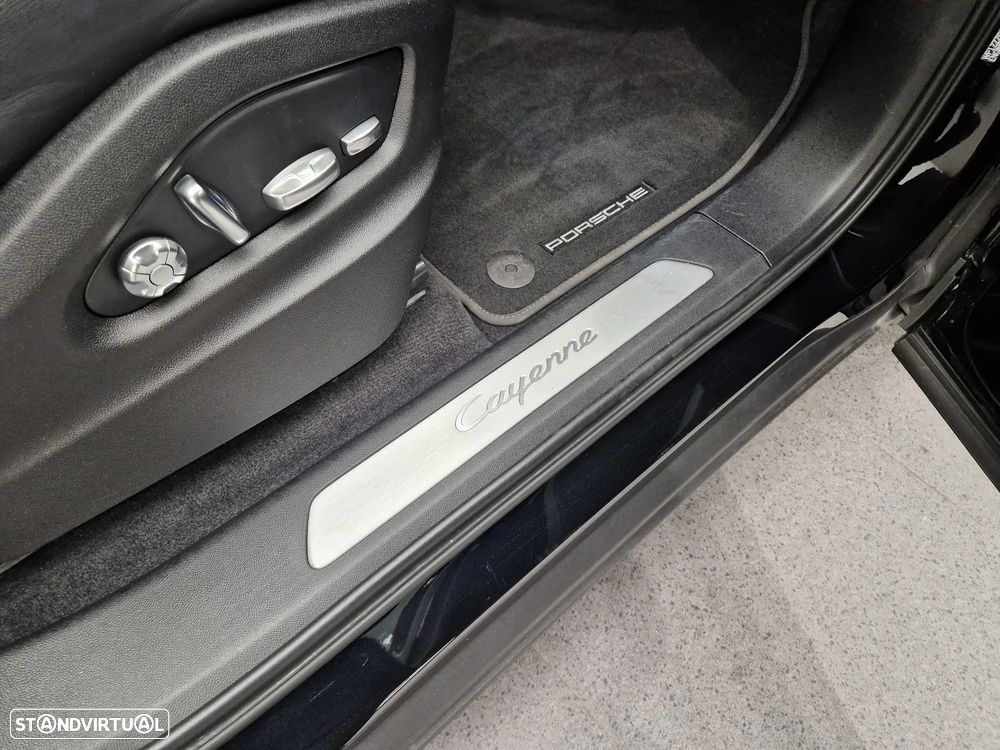 Porsche Cayenne Coupé E-Hybrid - 26