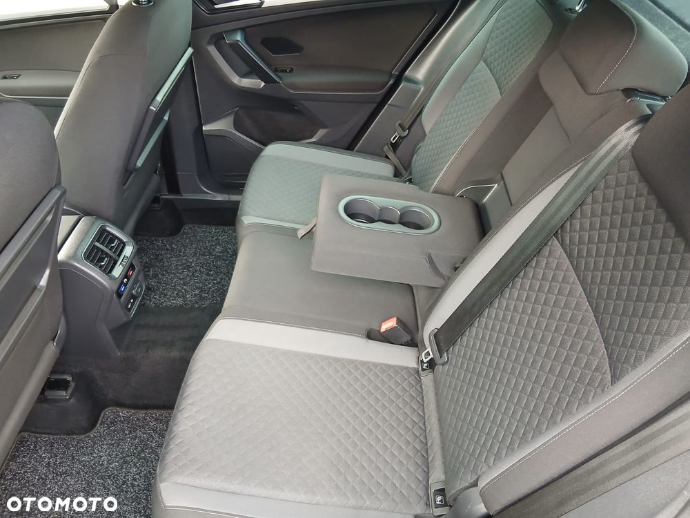 Volkswagen Tiguan - 28