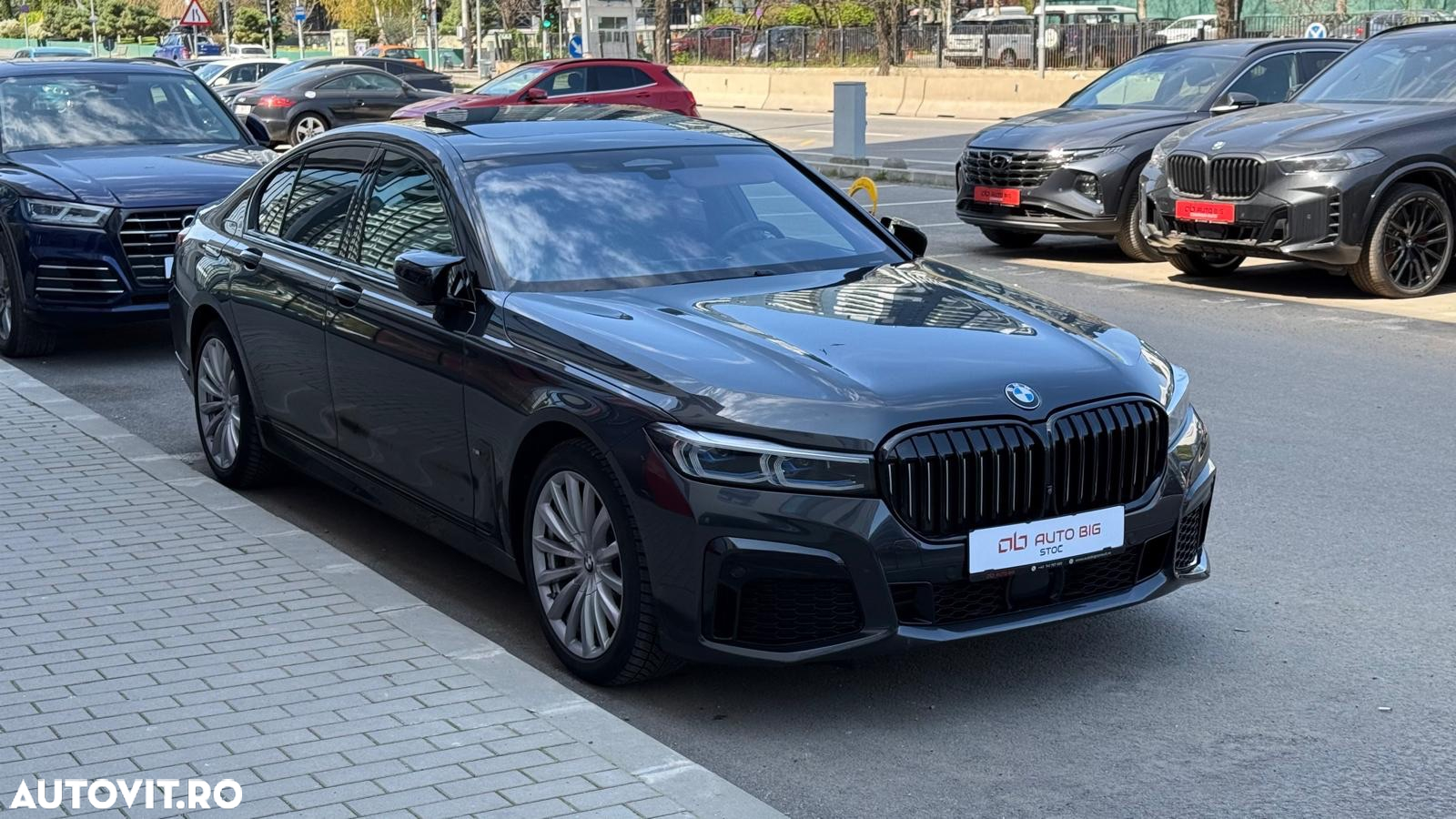 BMW Seria 7 730d xDrive MHEV - 5
