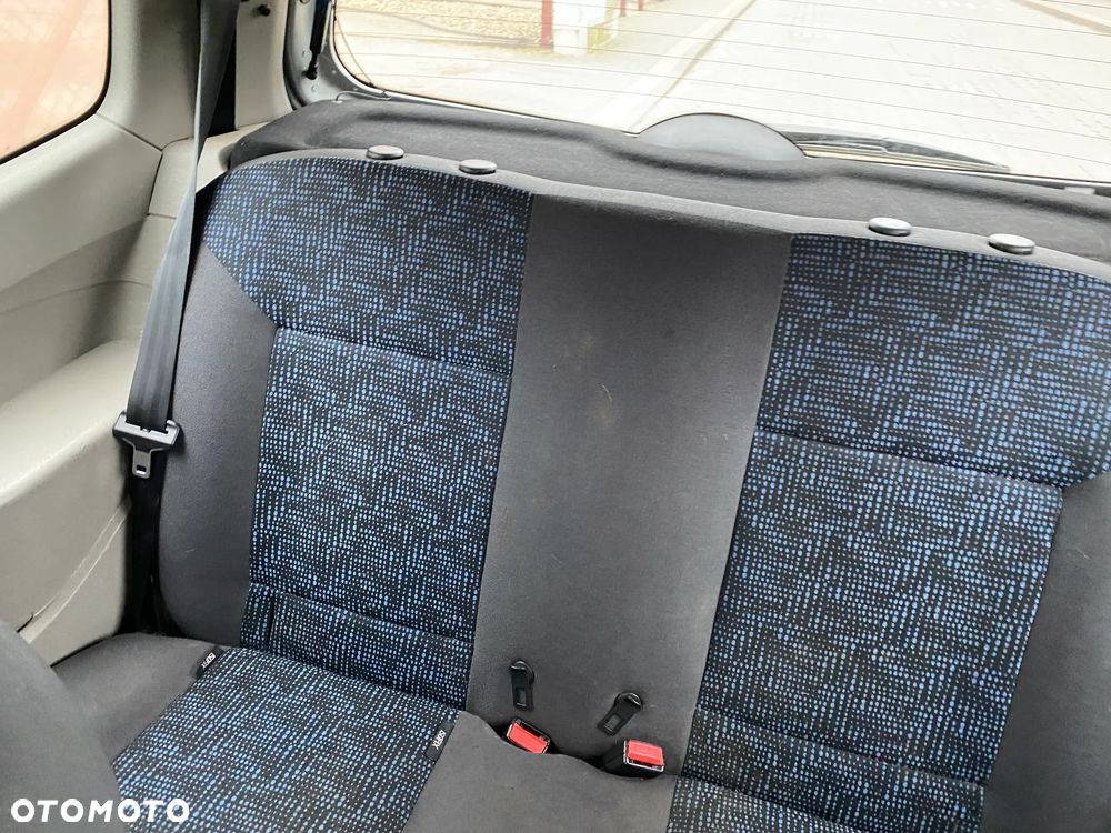 Renault Twingo 1.2 60 Authentique - 5
